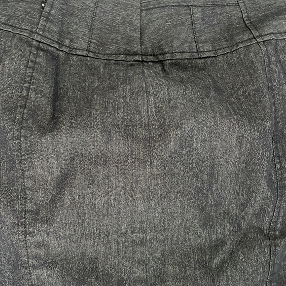 Pencil Skirt - Picture 2 of 3